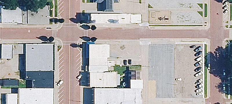 350 Main St
