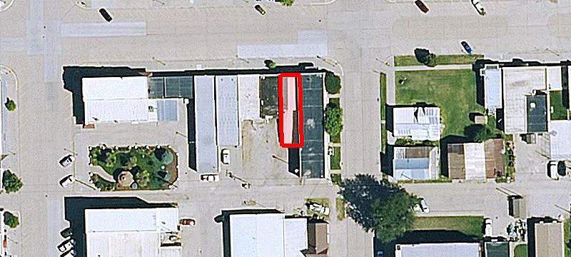 418 Main St