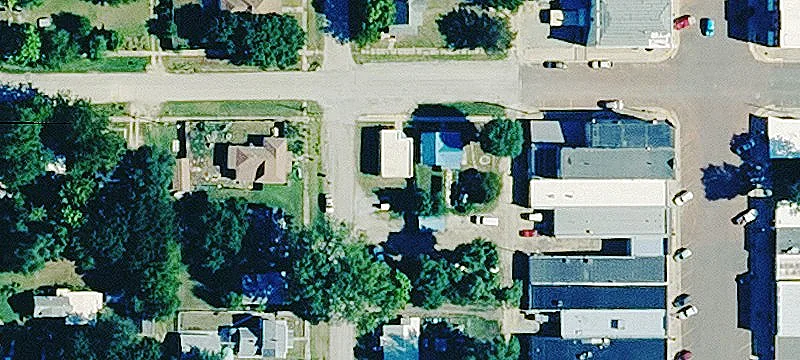 320 Friend St