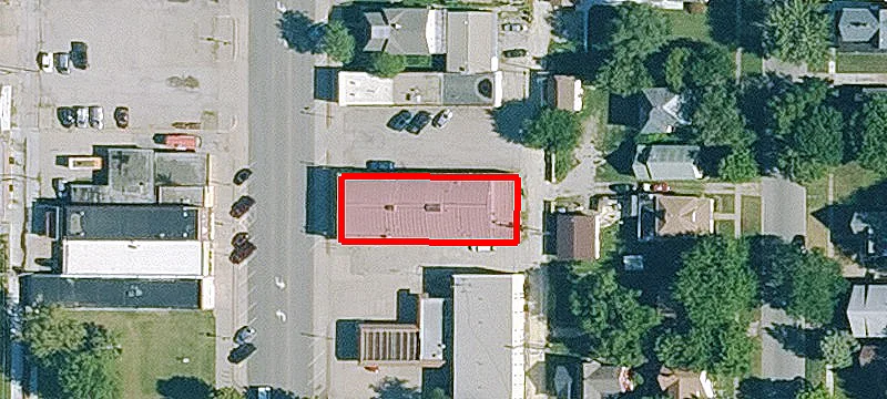 912 Commercial St