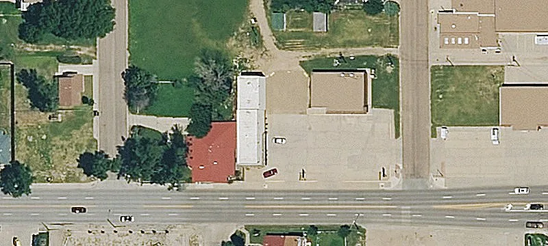 215 Kansas Ave