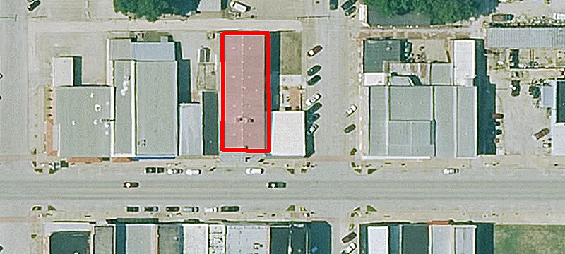 502 Main St