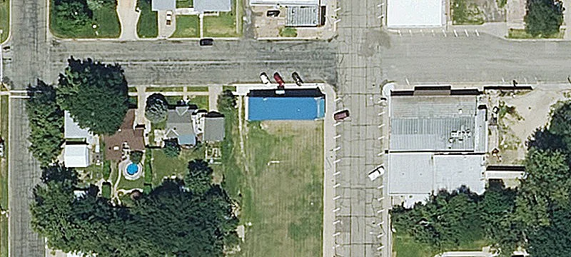221 Pomeroy Ave
