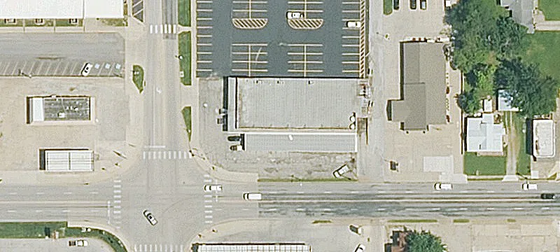300 Smt St