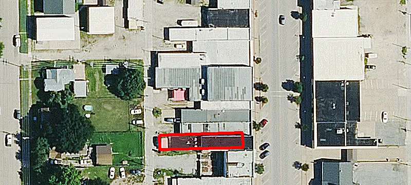 121 Broadway Ave