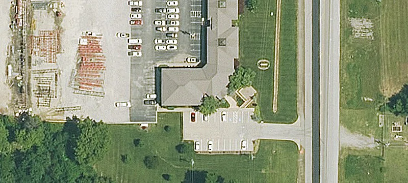 833  Ave