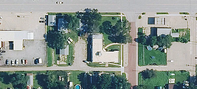 437 Cedar St