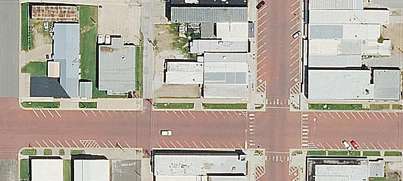 101 Main St