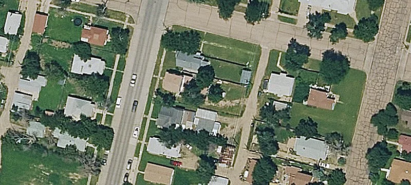 310 4th St