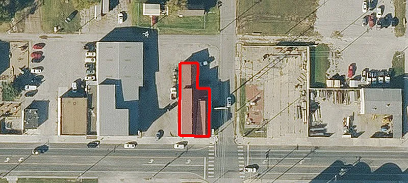 1401 Main St