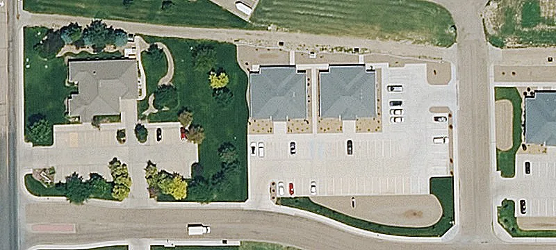 2033 Labrador Blvd