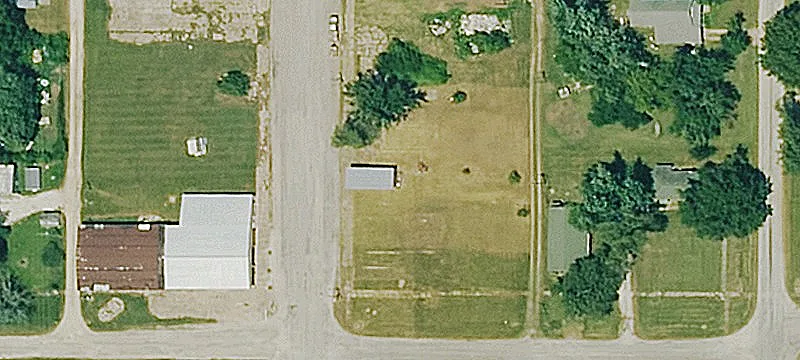 11 Commercial St