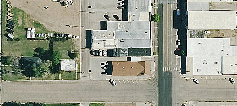 627 Main St