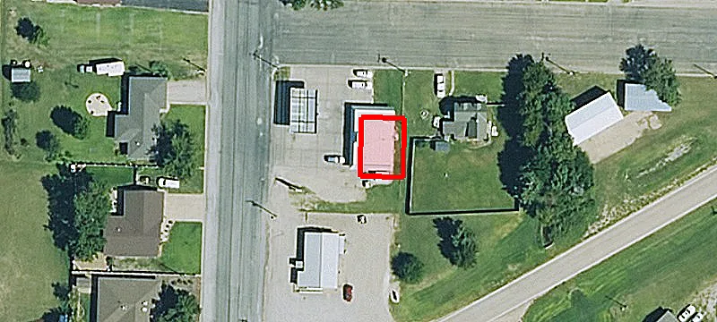 106 Main St