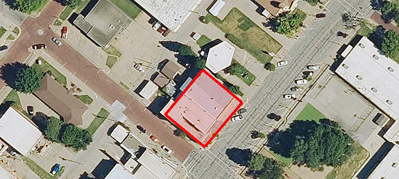 306 Douglas Ave