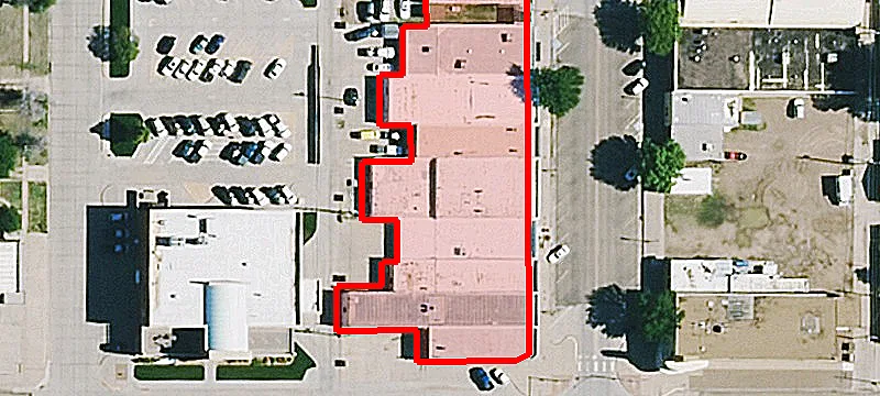 211 Main St