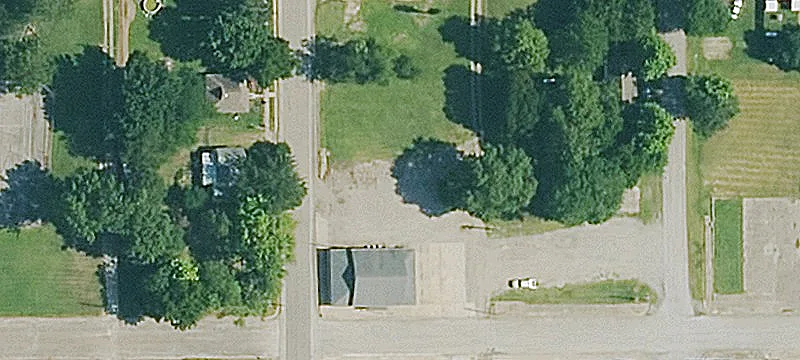 105 Race St