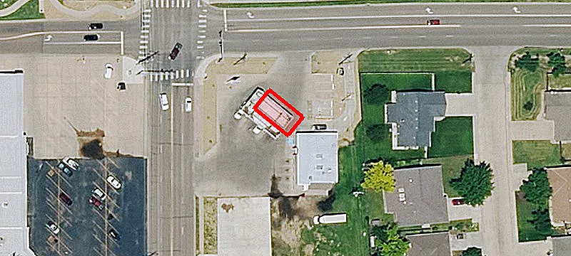 1421 Western Ave