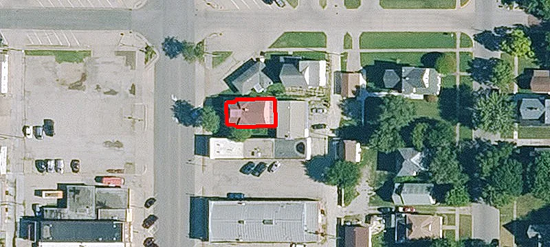 924 Commercial St