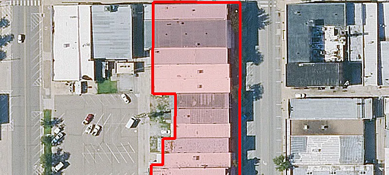 1213 Main St