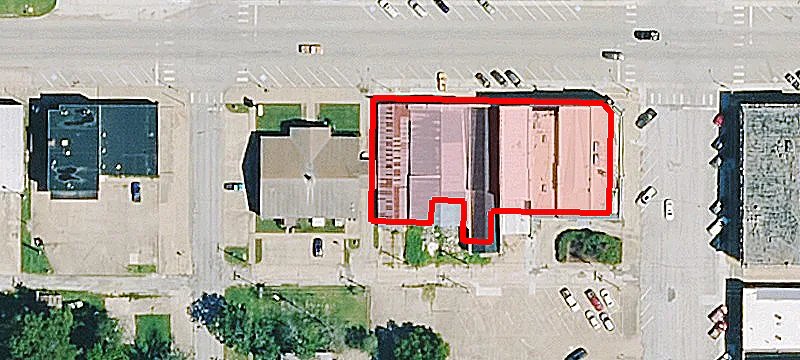 121 Main St