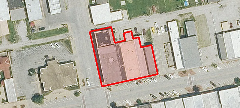 570 Main St