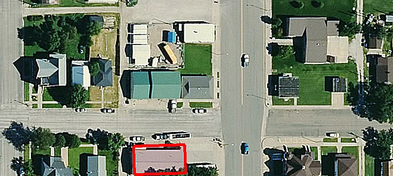 123 Main St