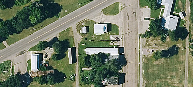 121 Kansas Ave