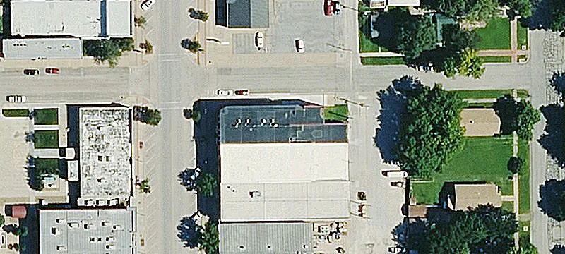 202 Broadway Ave