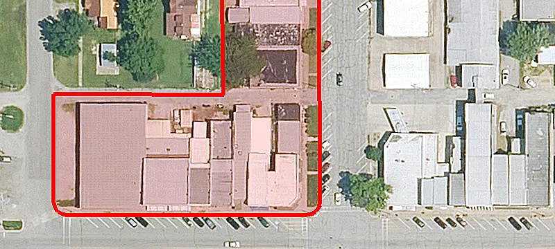 201 Maple St