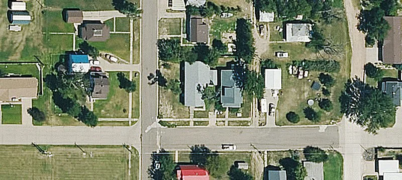 302 Adams St