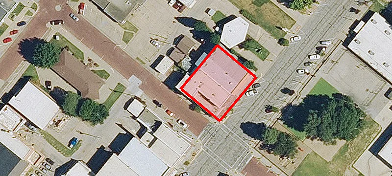 302 Douglas Ave