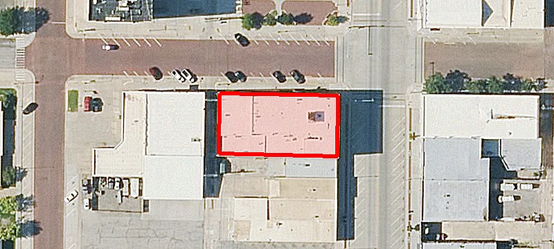 401 Main St