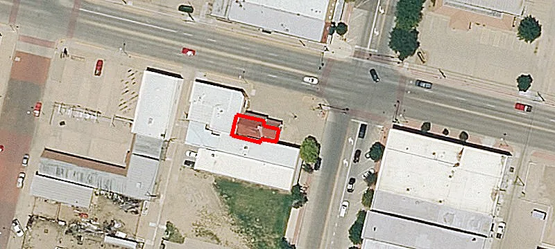 121 Main St
