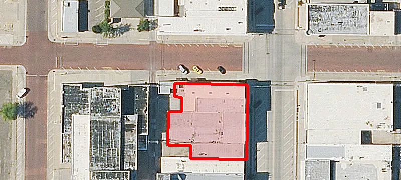 301 Main St