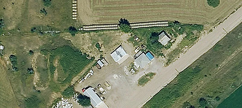 1216 7th Ln