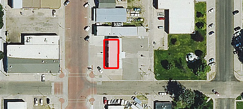 825 Main Ave