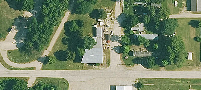 104 Scott Ave