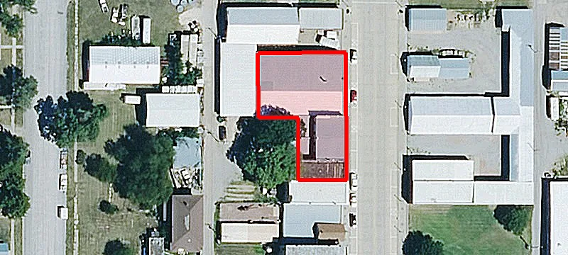 411 Main St