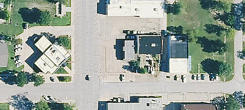 402 Main St