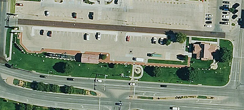 400 Wyatt Earp Blvd