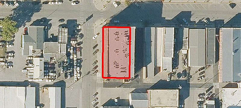 832 Commercial St