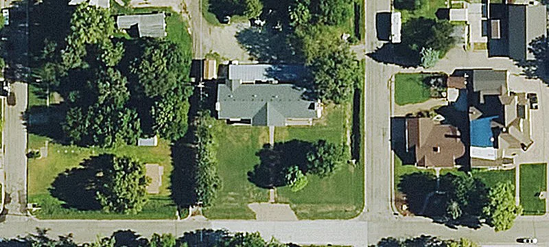210 1st St