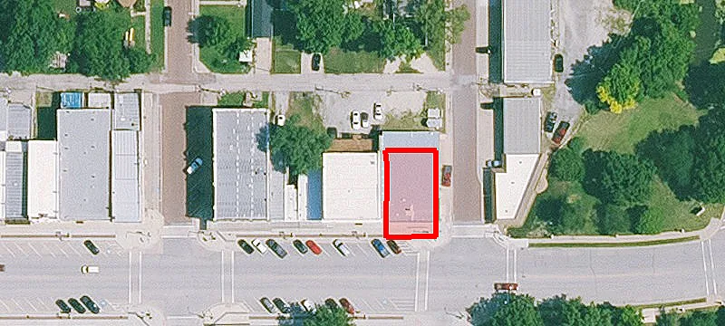 422 Main St