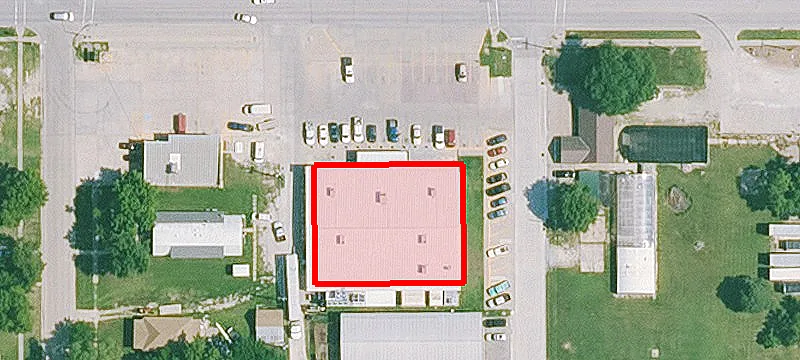 1121 Main St