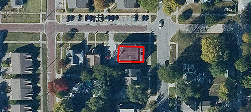 802 Cedar St
