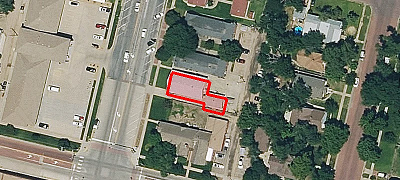 806 Main St