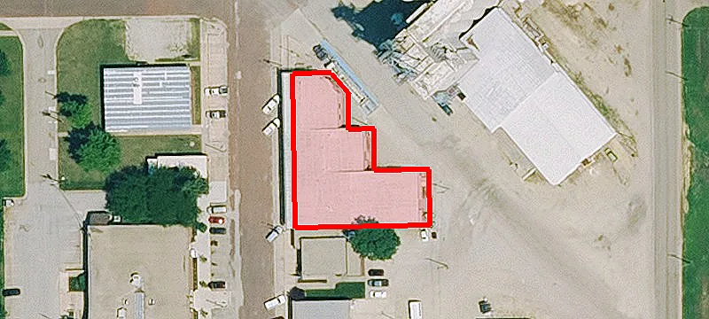 401 Commercial St