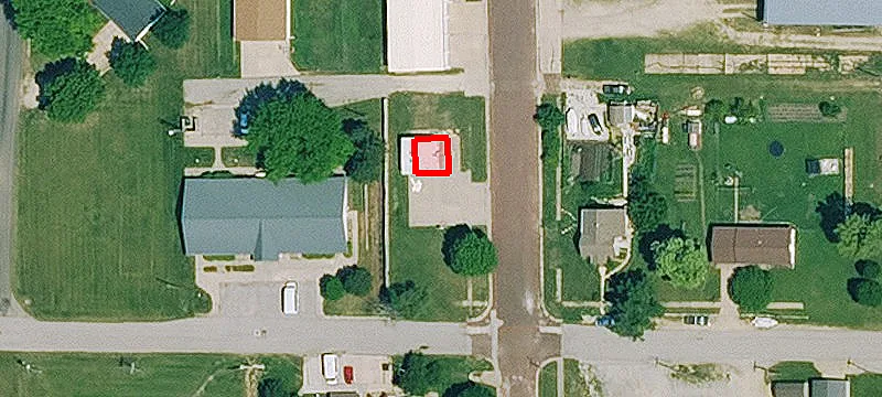 506 Commercial St