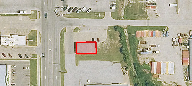 2001 Main St